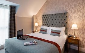 Raheen Woods Hotel